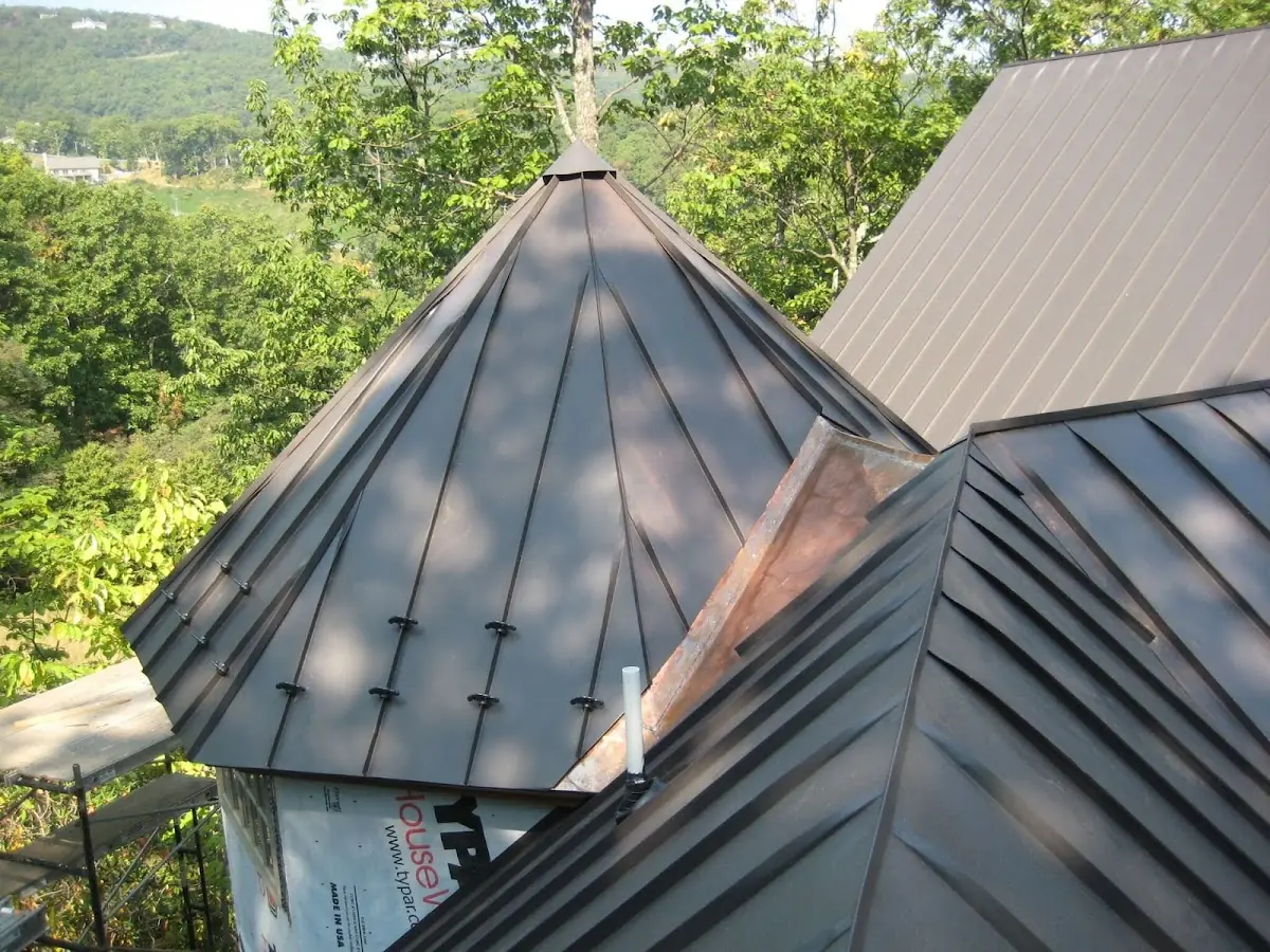 Professional Roof Tarp Installation by Craftsman Roofing in Near - North